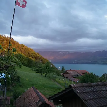 Nocleg ze śniadaniem Schoenoertli Gunten